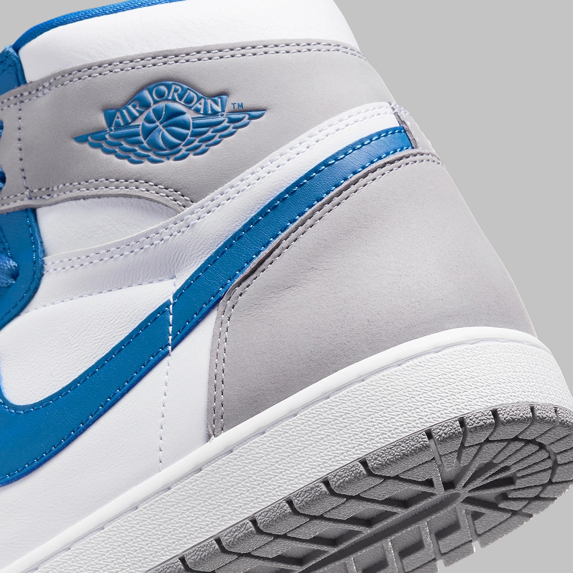 Air Jordan 1 Retro High OG 'True Blue'